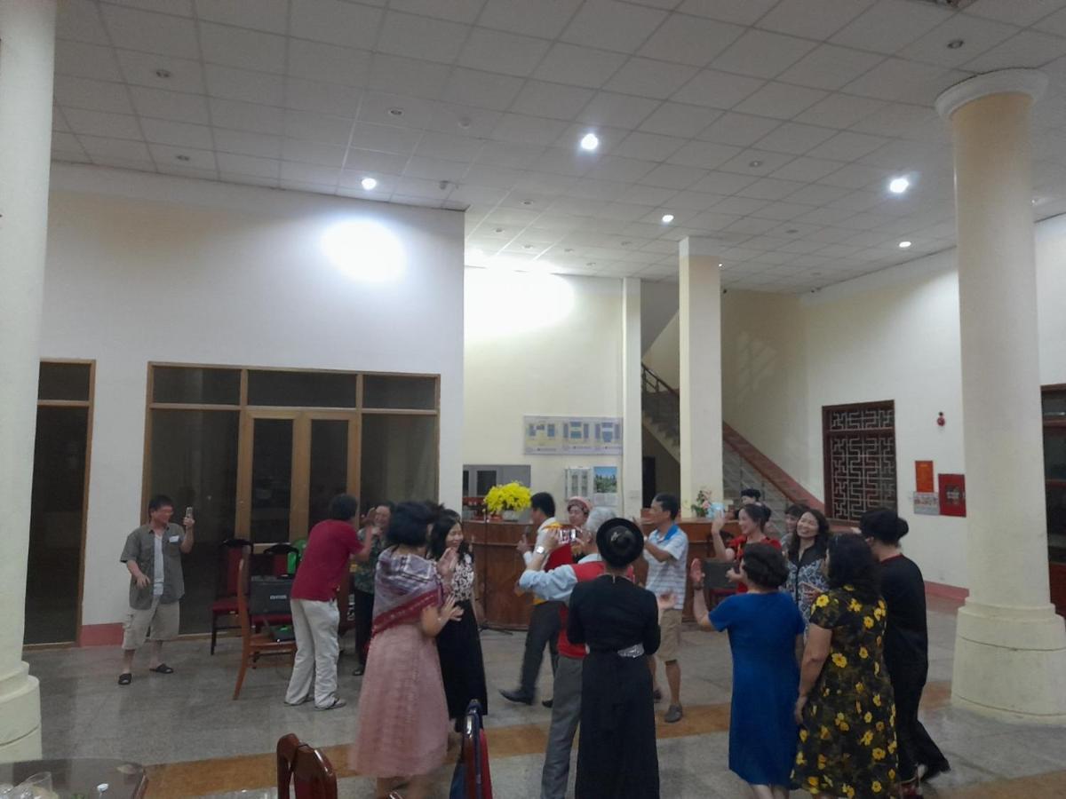 מלון Bac Kan Khach San Vuon Quoc Gia Ba Be מראה חיצוני תמונה